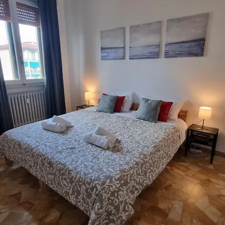 Il Fiorentino & Parking Apartment